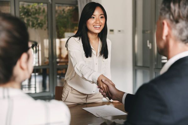 How to Negotiate a Nursing Salary