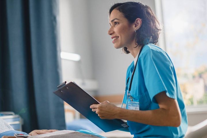 A nurse writes a nursing note example.