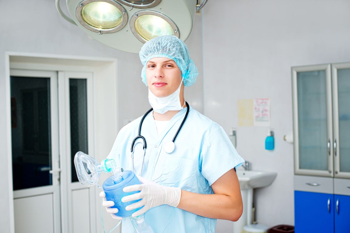 Nurse anesthetist at work