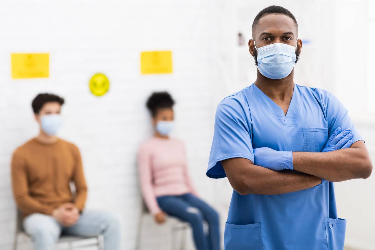 An occupational health nurse practitioner manages a workplace clinic.