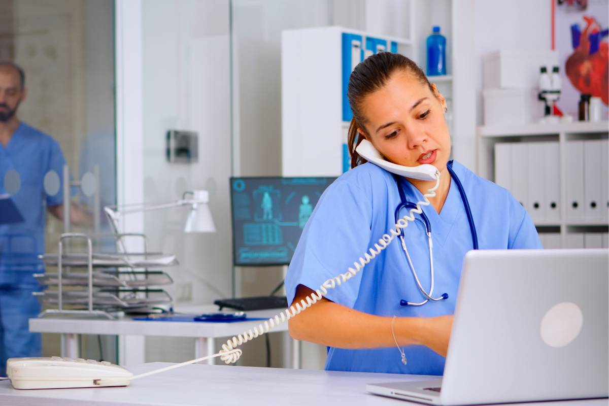 A nurse manager fields a call about a patient abandonment in nursing complaint.