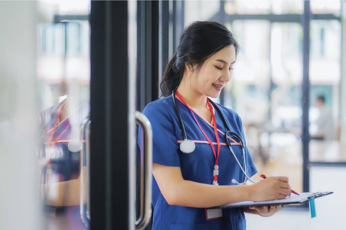 A nursing student studies Peplau's theory before going to clinicals.