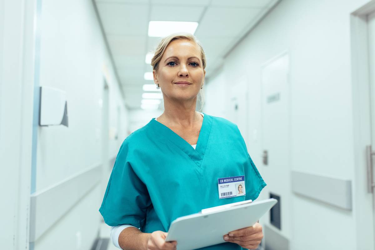 A nurse answers the question; What is acute care nursing?